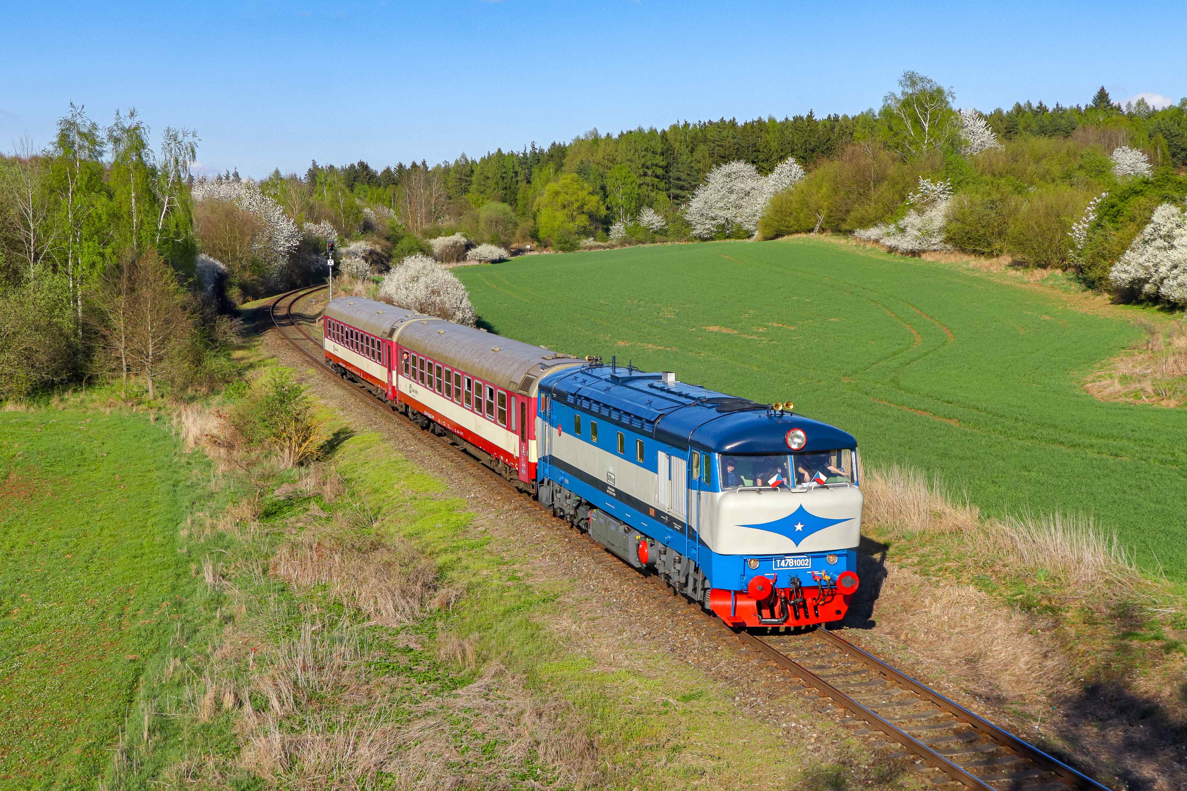 lokomotiva Zamračená foto Tomáš Baierl